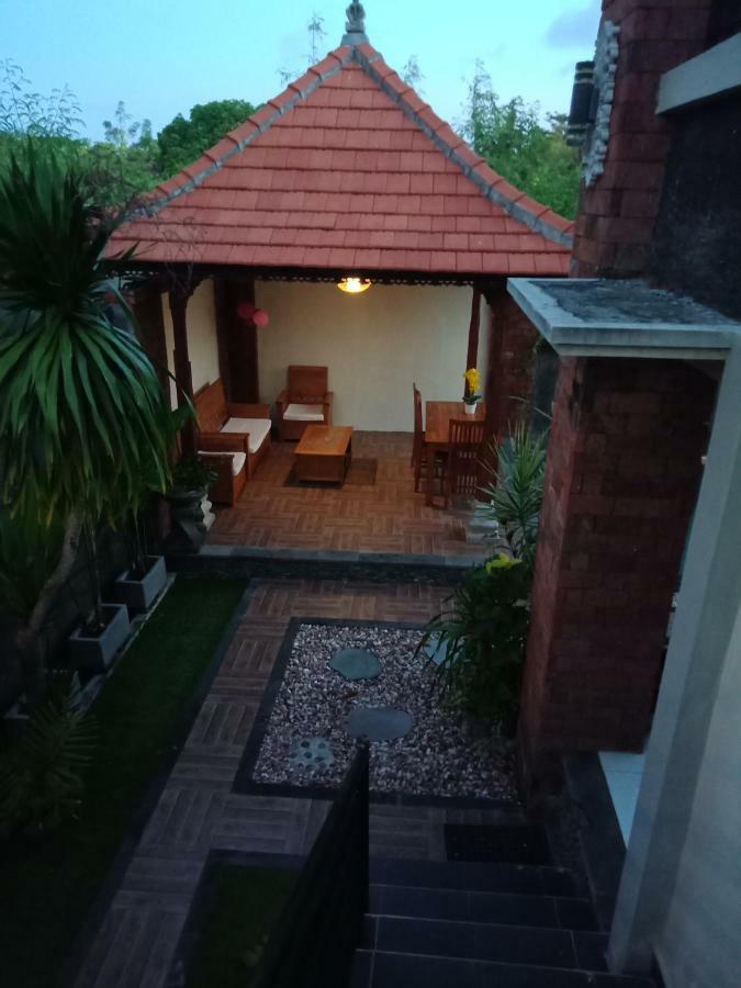 D'Puja Home Stay And Spa นูซาดูอา ภายนอก รูปภาพ